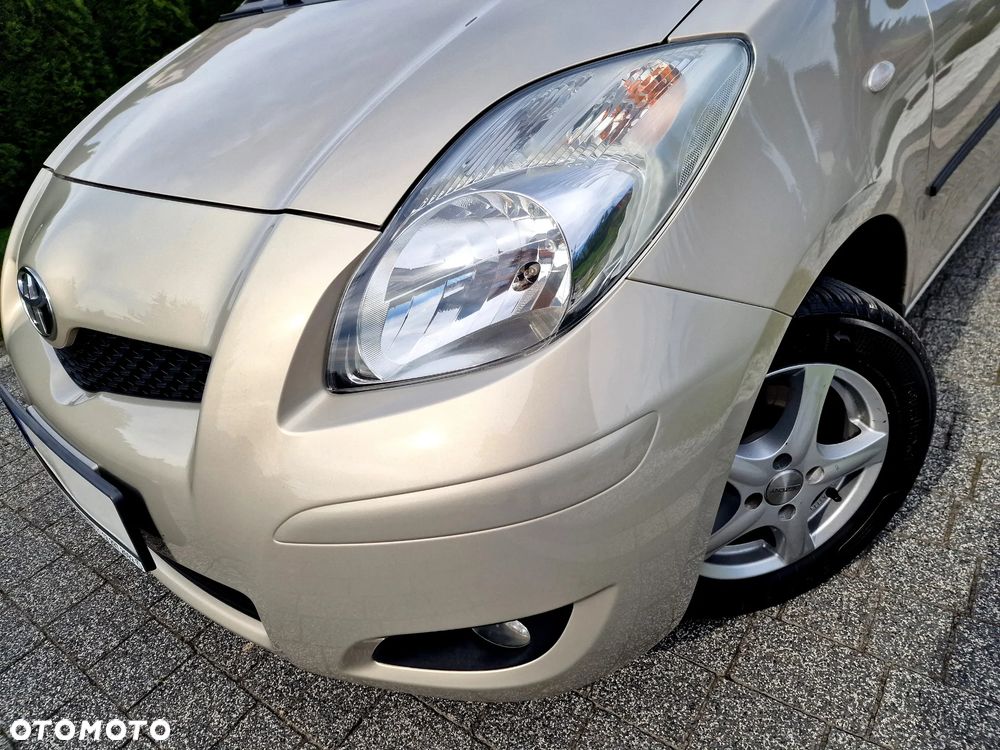 Toyota Yaris 1.0 Luna A/C - 22
