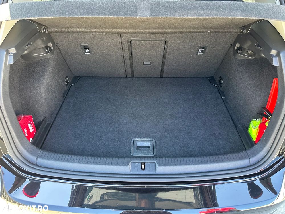 Volkswagen Golf 1.6 TDI BlueMotion Technology DPF Comfortline - 12