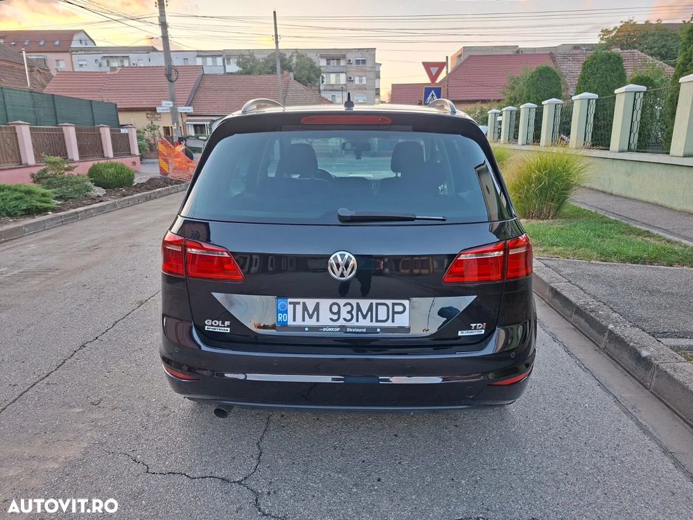 Volkswagen Golf - 8