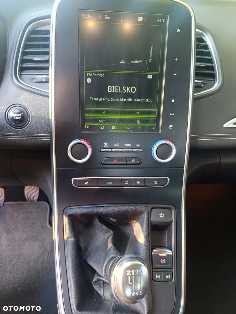 Renault Scenic ENERGY TCe 130 BOSE EDITION - 17