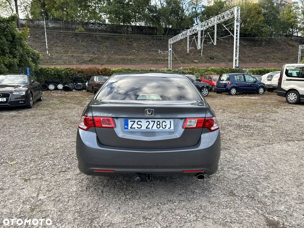 Honda Accord 2.0 Elegance - 8