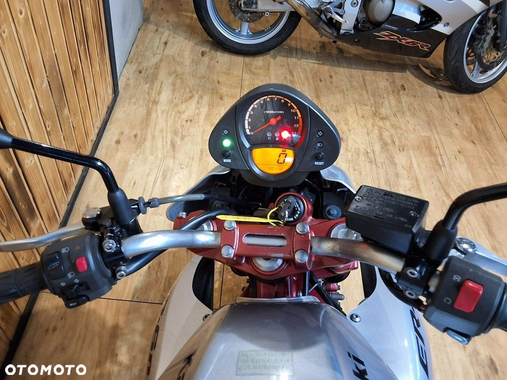 Kawasaki ER - 5