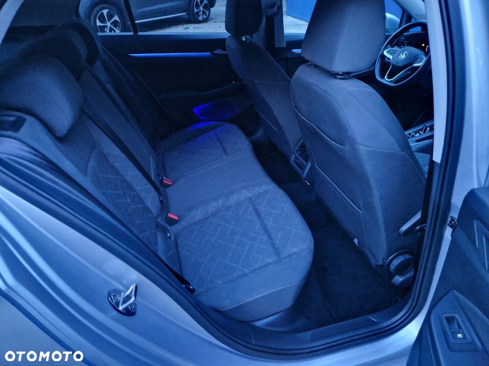 Volkswagen Golf - 13