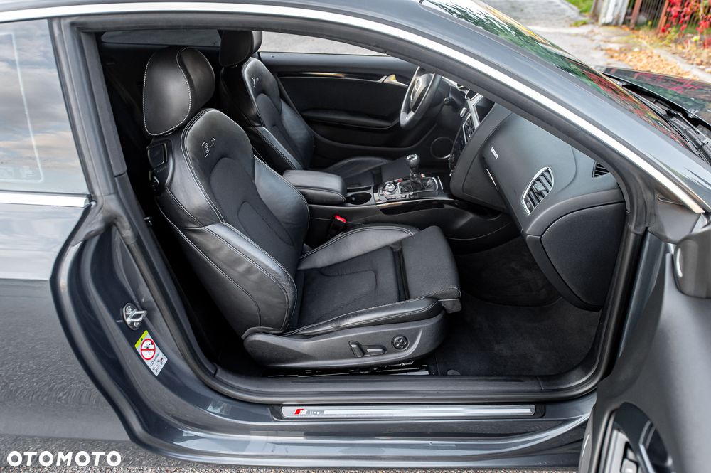 Audi A5 Coupé 3.2 FSI quattro - 31