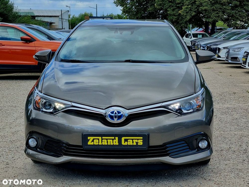 Toyota Auris Hybrid 135 Comfort - 2