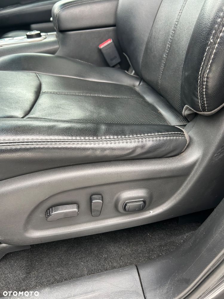 Nissan Pathfinder - 19