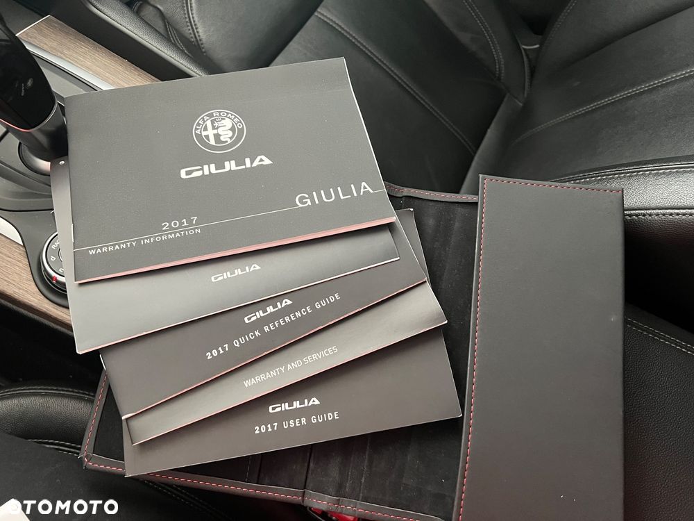 Alfa Romeo Giulia 2.0 Turbo 16V AT8 Veloce Ti - 26