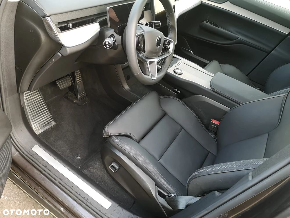 Volvo EX90 2025