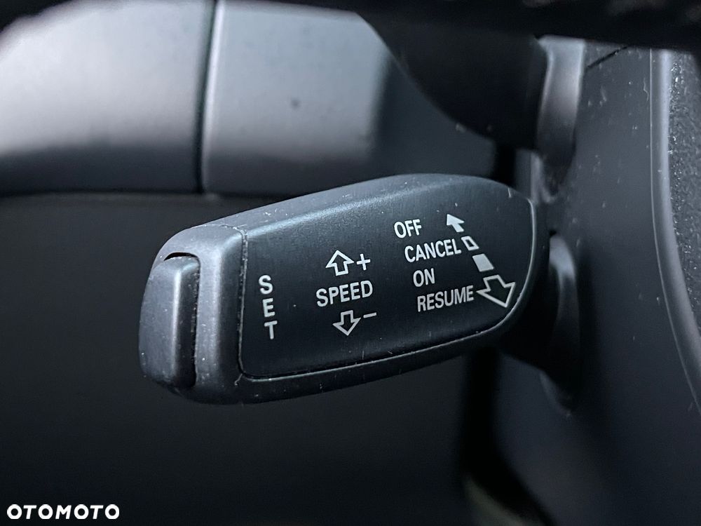 Audi A4 Limousine 2.0 TDI DPF quattro S tronic Attraction - 31