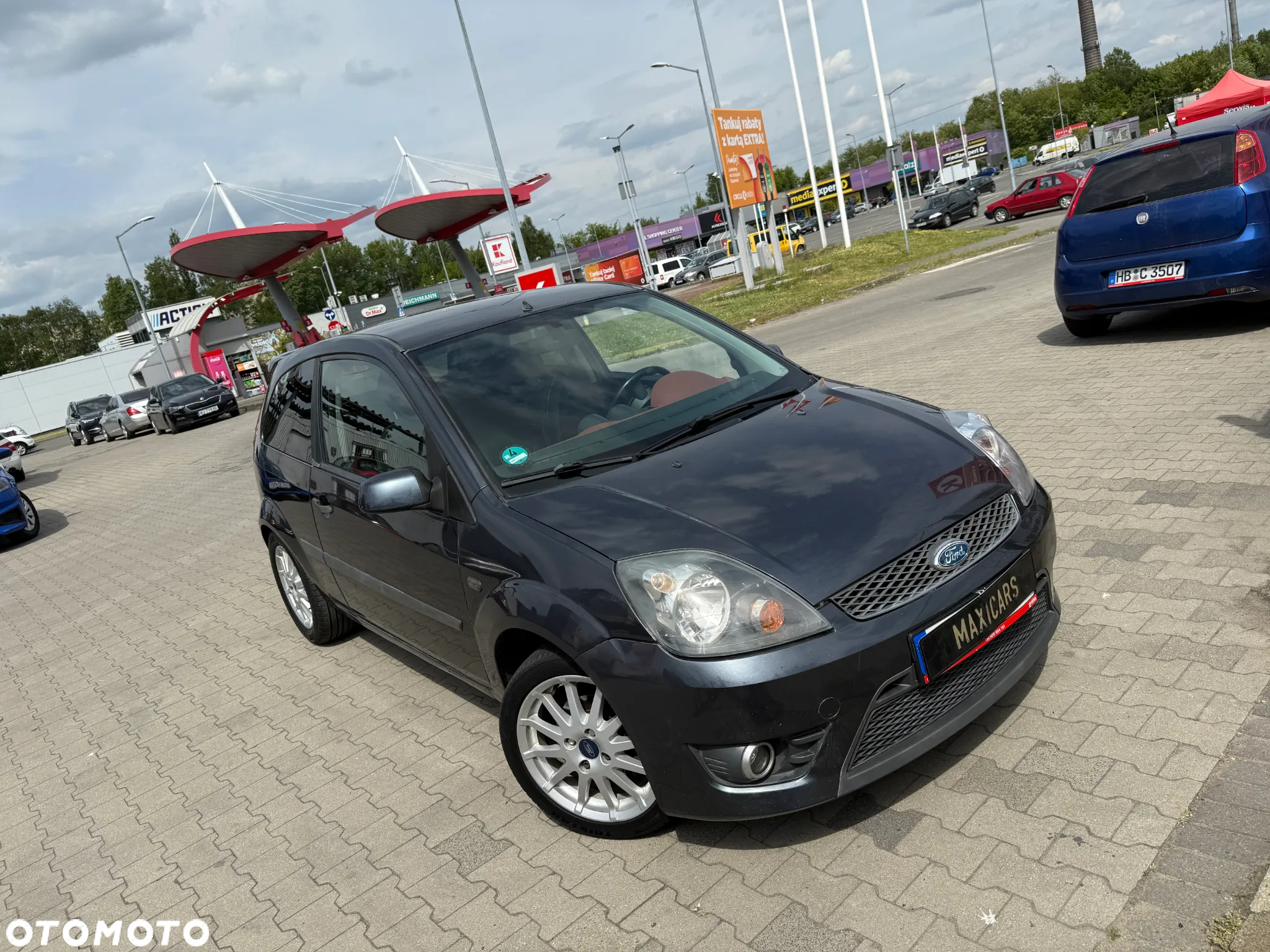 Ford Fiesta 1.4 Ambiente - 16