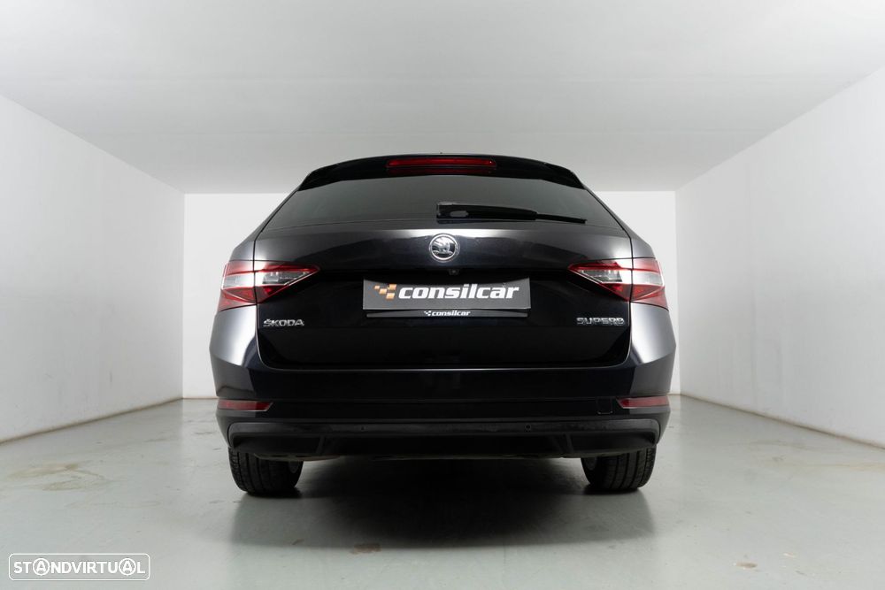 Skoda Superb Break 2.0 TDI Style DSG - 5