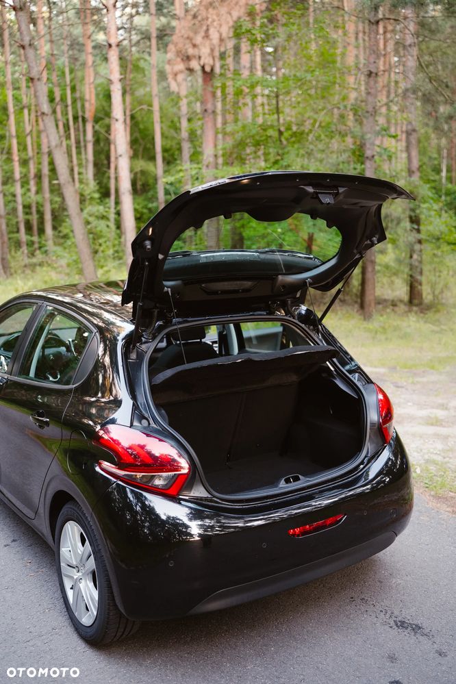 Peugeot 208 PureTech 82 Start & Stop Allure - 26