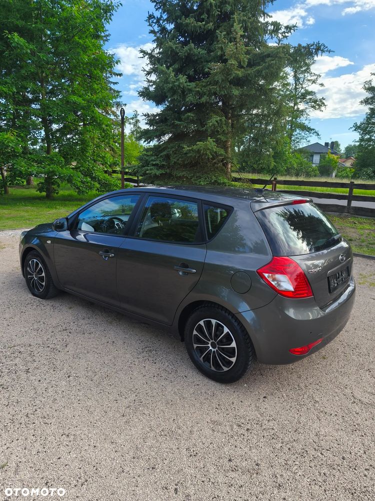 Kia Ceed 1.4 CVVT Edition 7 - 17