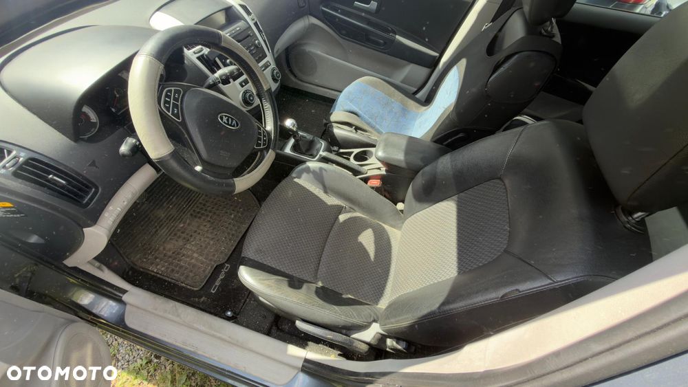 Kia Ceed 1.4 CVVT LX - 9