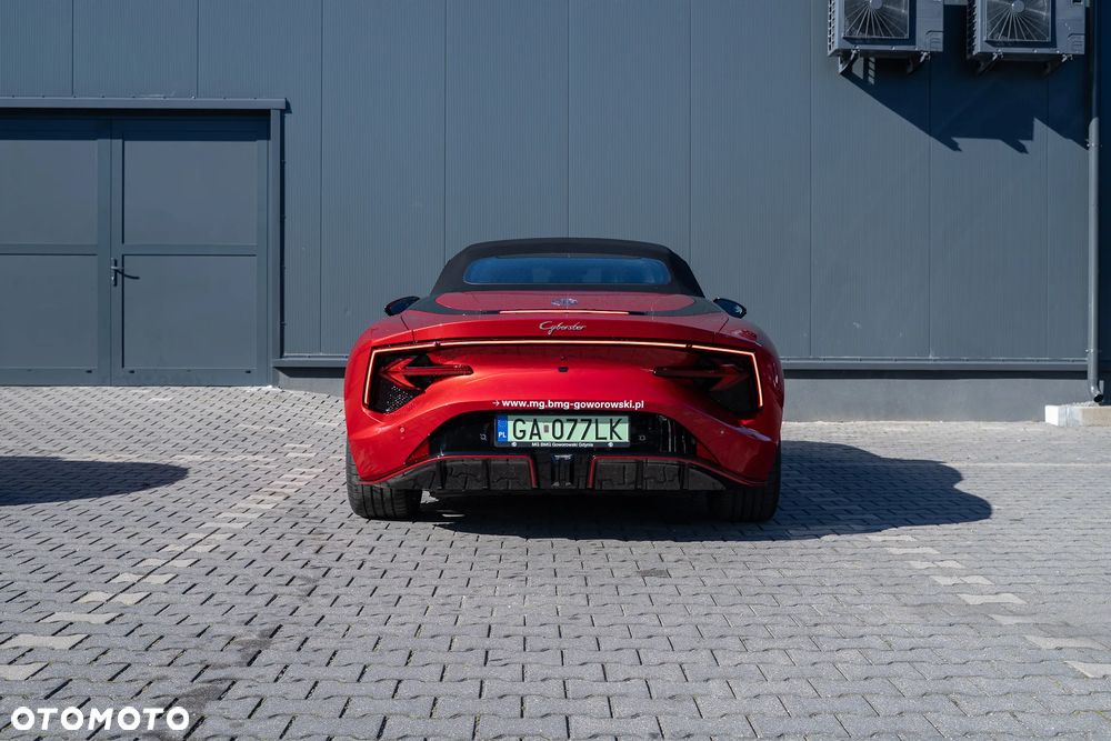 MG Cyberster 77kWh AWD Czarny Dach - 4