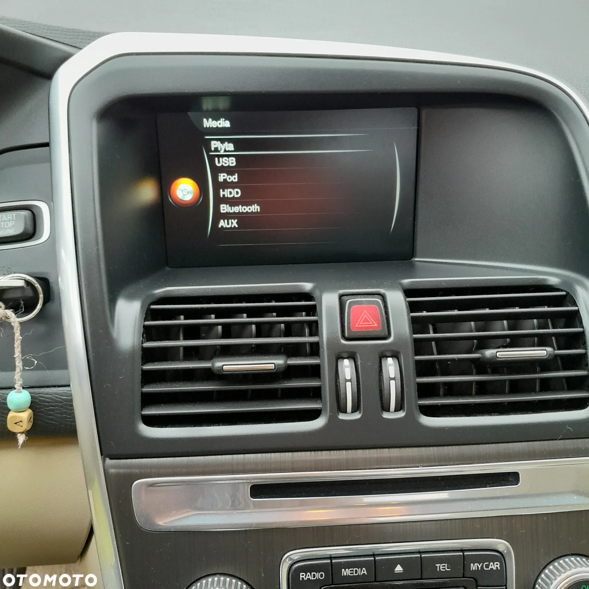 Volvo XC 60 - 24
