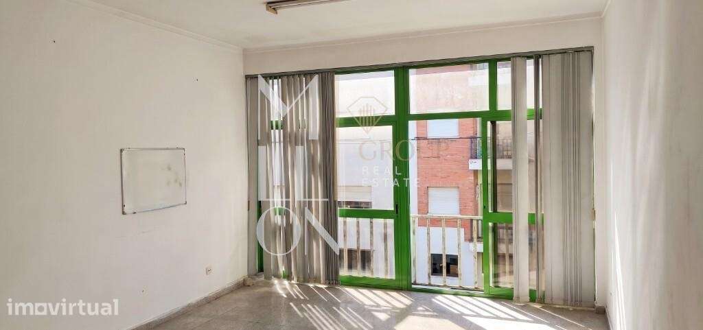 POTENCIAL T0 NO CENTRO DE ALCANENA | OPORTUNIDADE