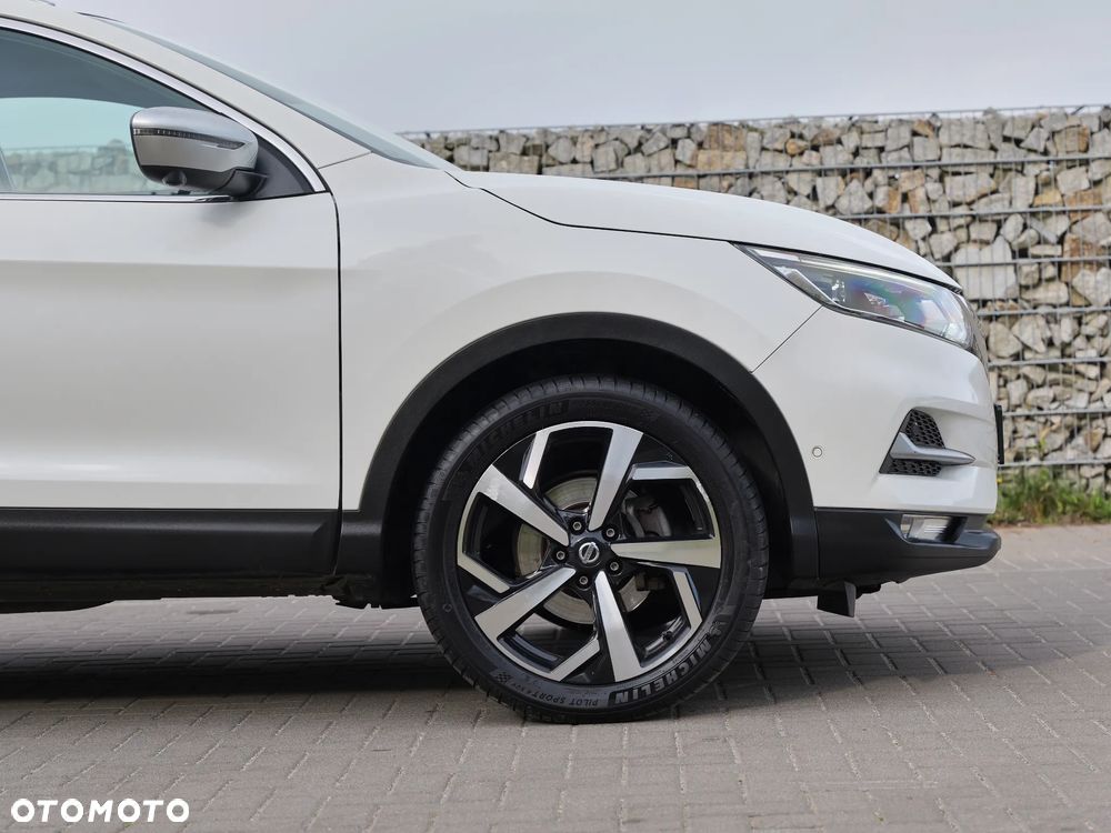 Nissan Qashqai 1.6 DIG-T TEKNA+ - 39