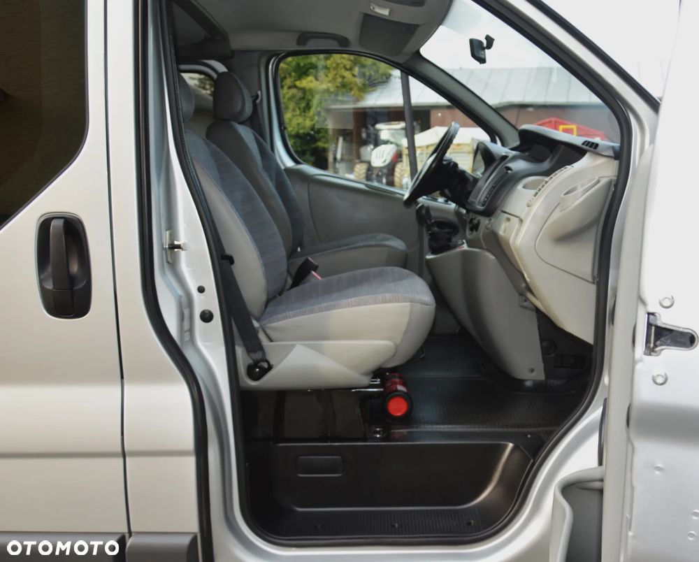 Renault Trafic - 30