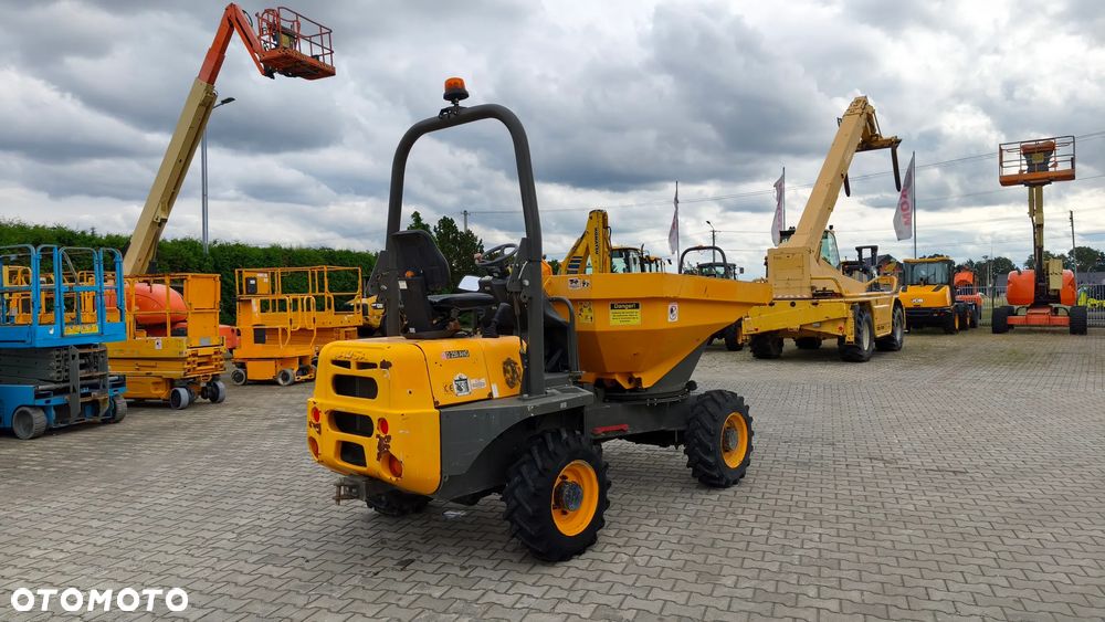 Ausa D 250 AH G - 4