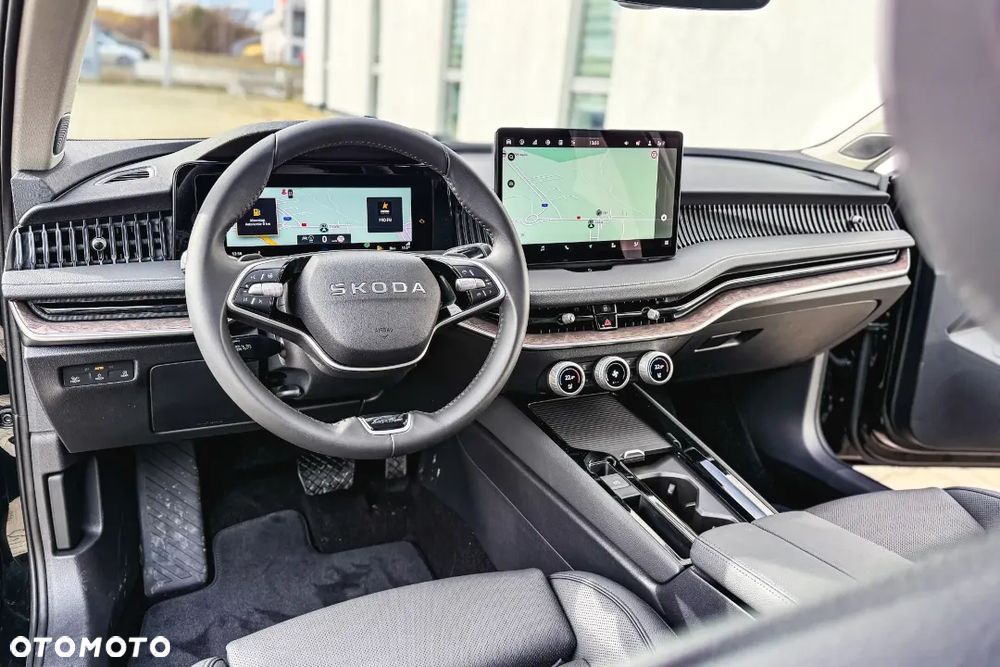 Skoda Superb 2.0 TSI L&K DSG - 19