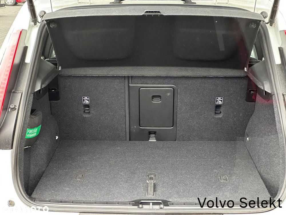 Volvo XC 40 - 19