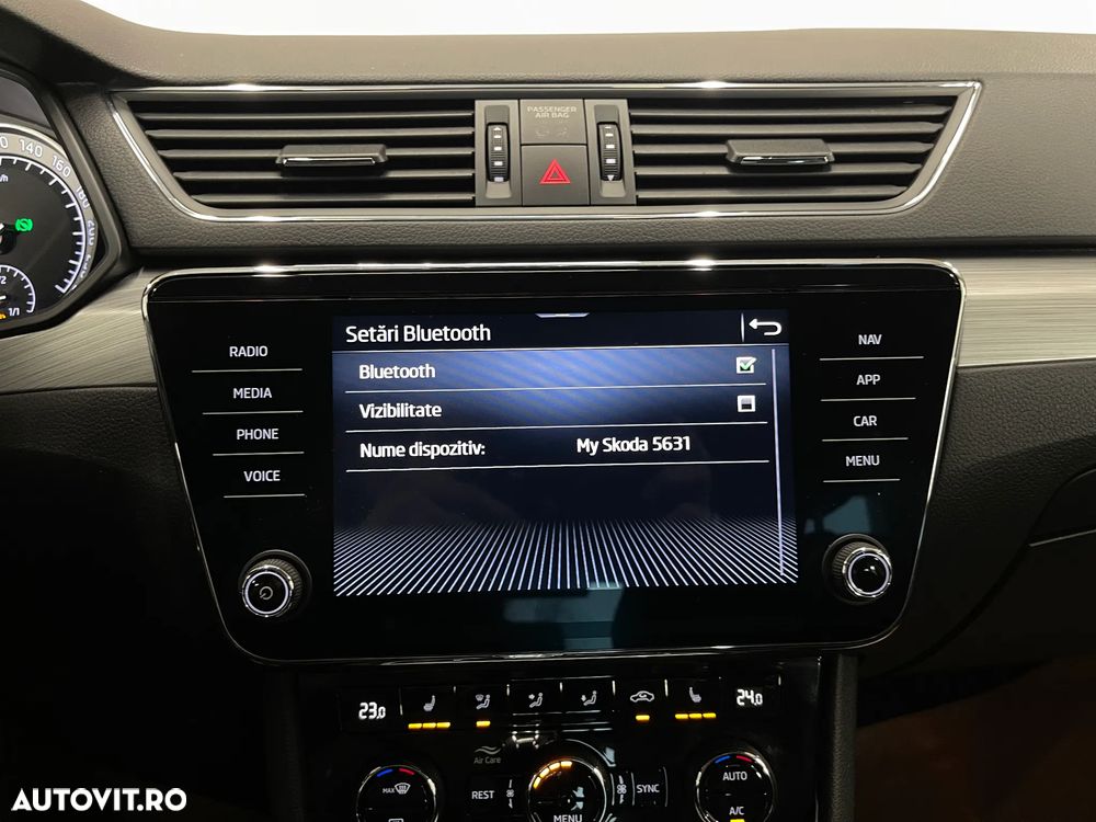 Skoda Superb 2.0 TDI DSG Ambition - 14