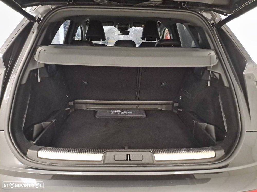 DS DS7 1.5 BlueHDi Pallas EAT8 - 6