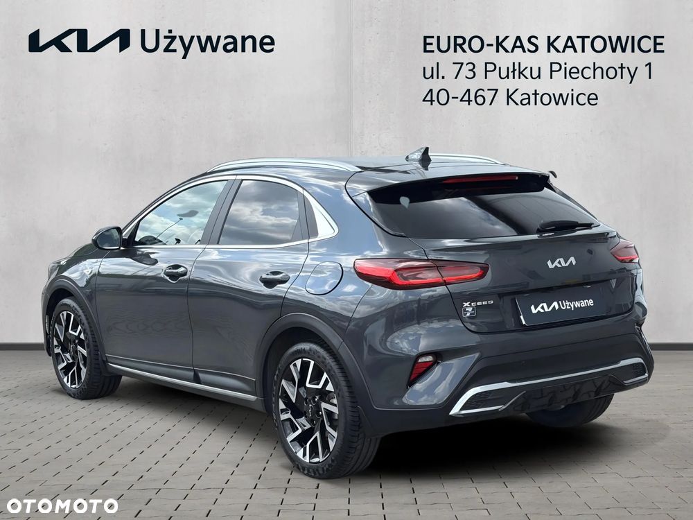 Kia XCeed 1.5 T-GDI M - 4