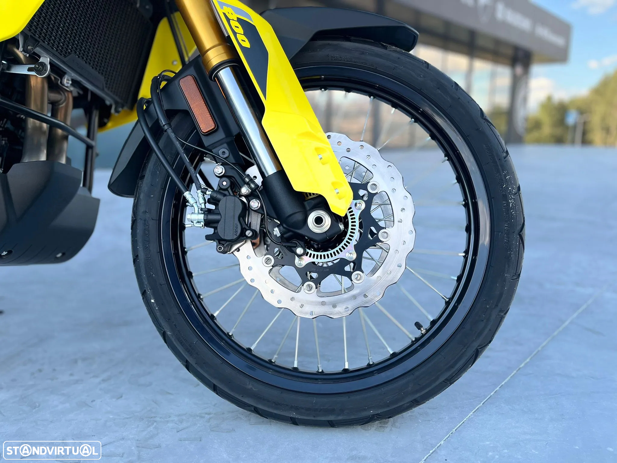 Suzuki V Strom 800 DE - 12