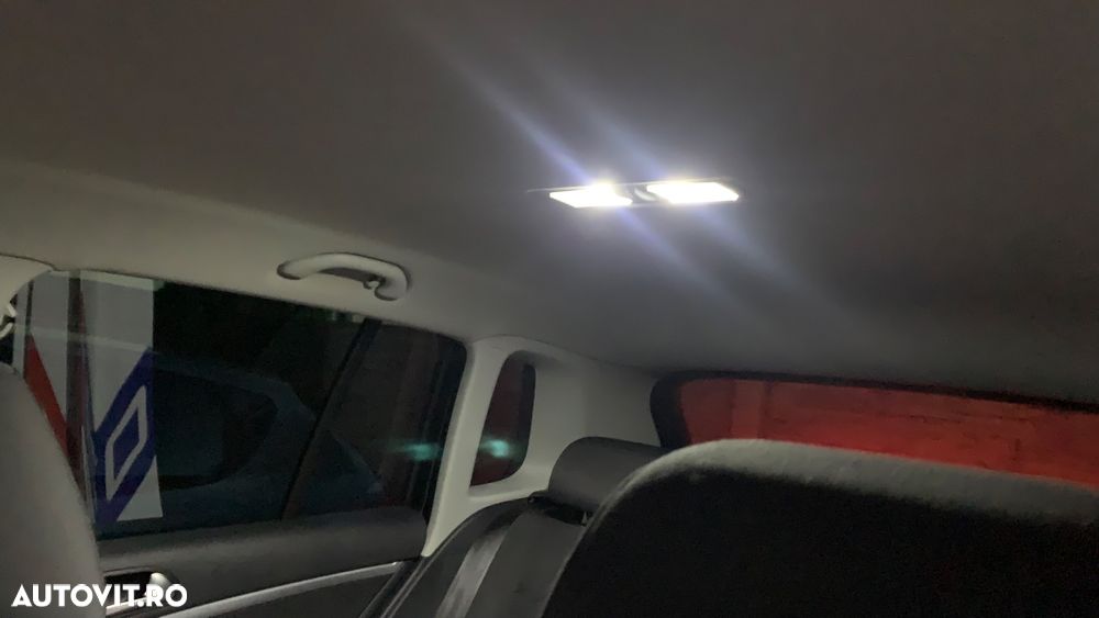 Volkswagen Tiguan 1.4 TSI BlueMotion Technology Sport & Style - 23