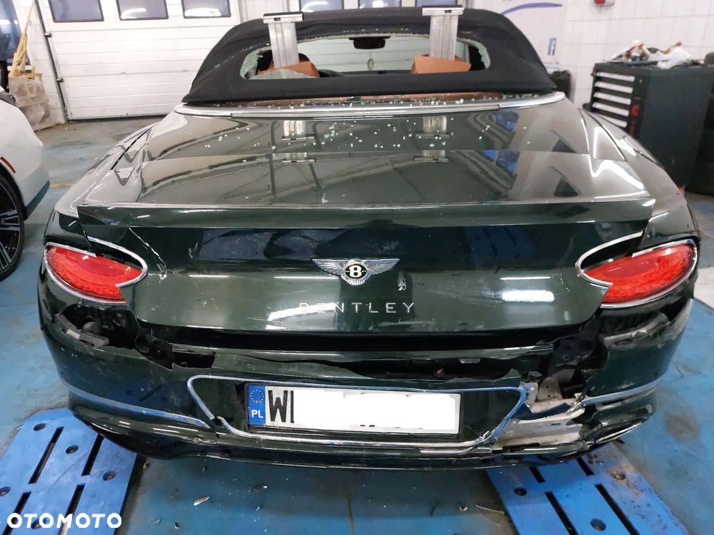 Bentley Continental GT - 7
