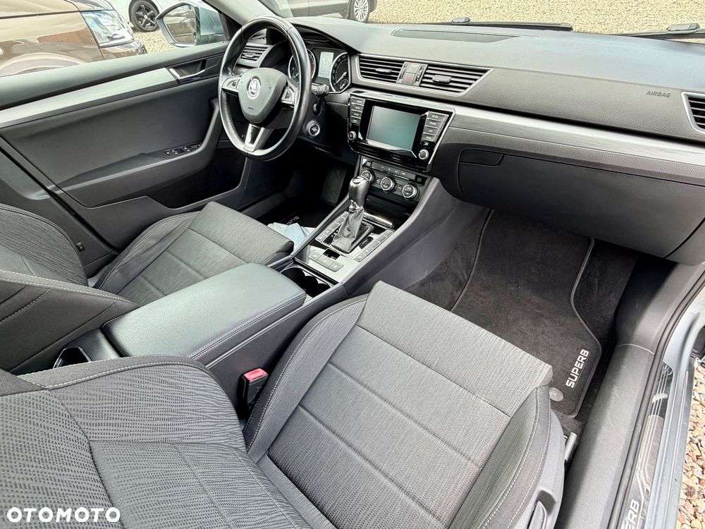 Skoda Superb 1.8 TSI Ambition DSG - 25