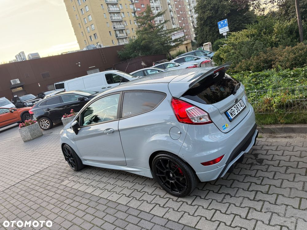 Ford Fiesta ST200 - 17