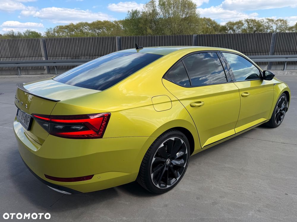 Skoda Superb 2.0 TSI Sportline DSG - 4