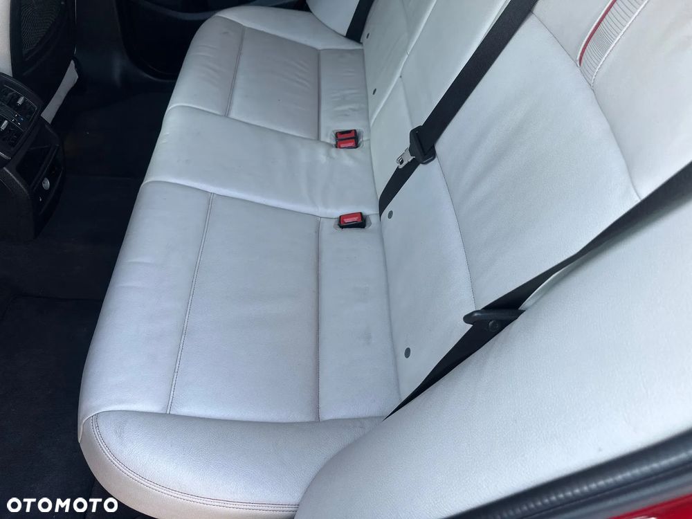 BMW X3 xDrive28i Sport-Aut - 28