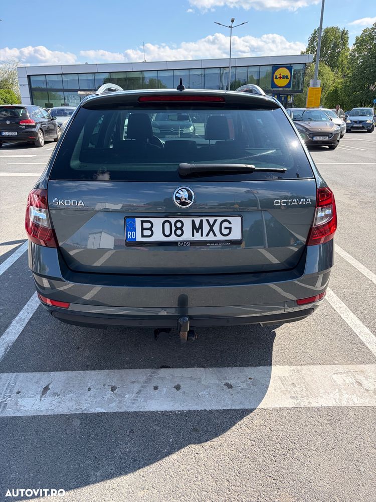 Skoda Octavia 2.0 TDI DSG Exclusive - 10