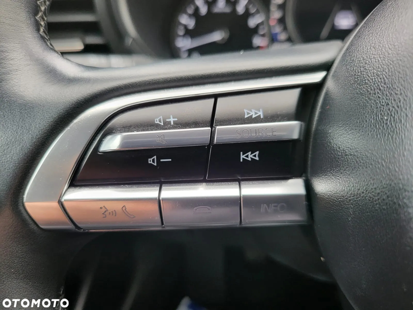 Mazda 3 FASTBACK e-SKYACTIV-G 122 M HYBRID PRIME-LINE - 12