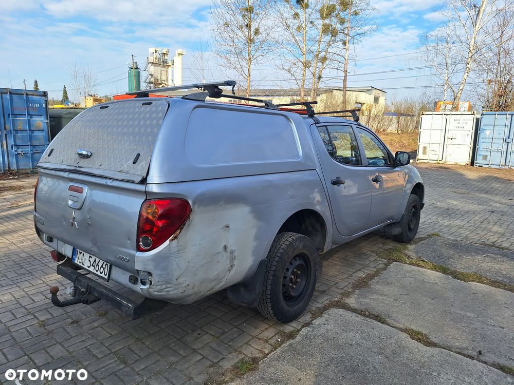 Mitsubishi L200 - 6