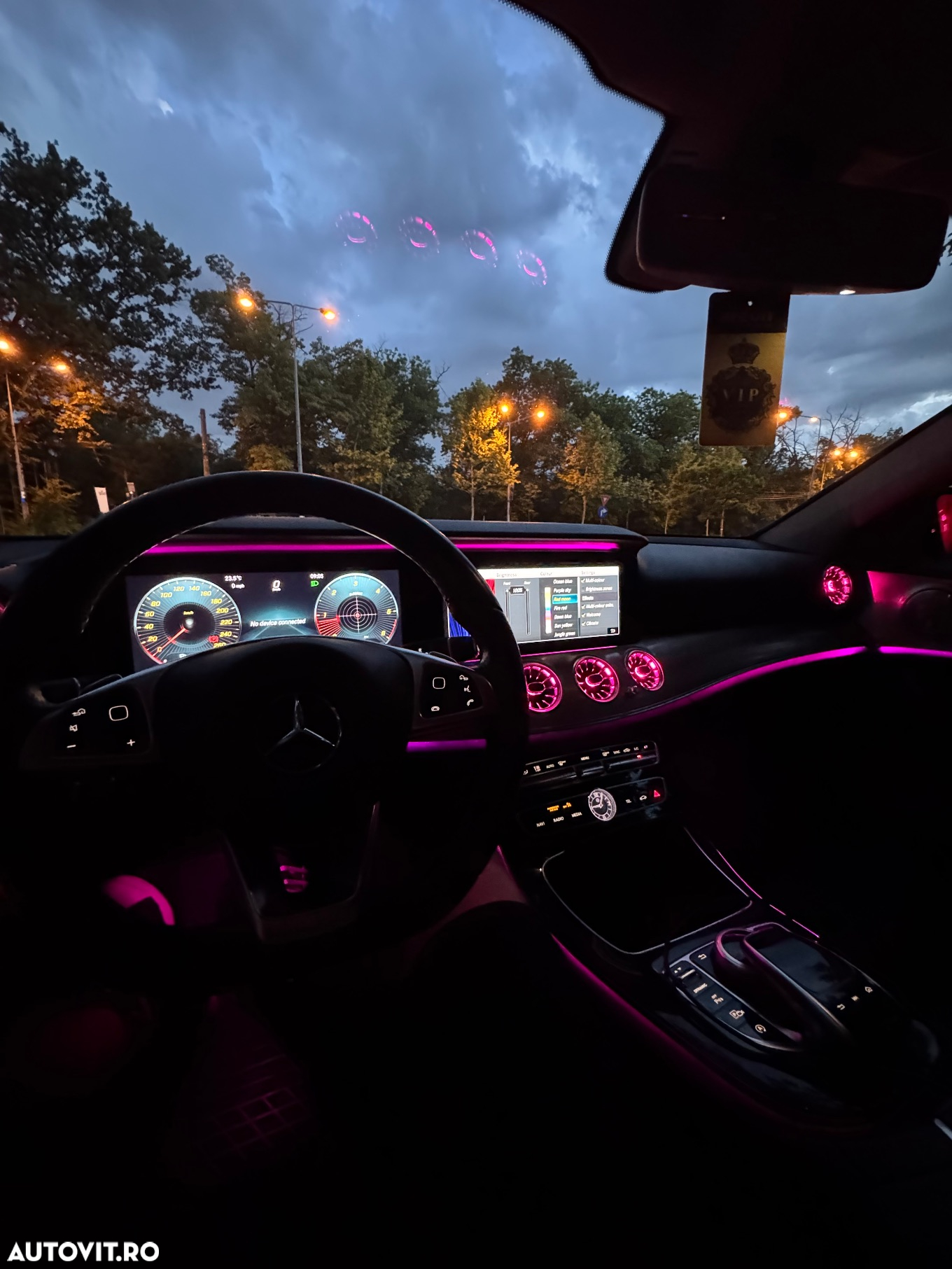 Mercedes-Benz E 220 d Aut. - 25