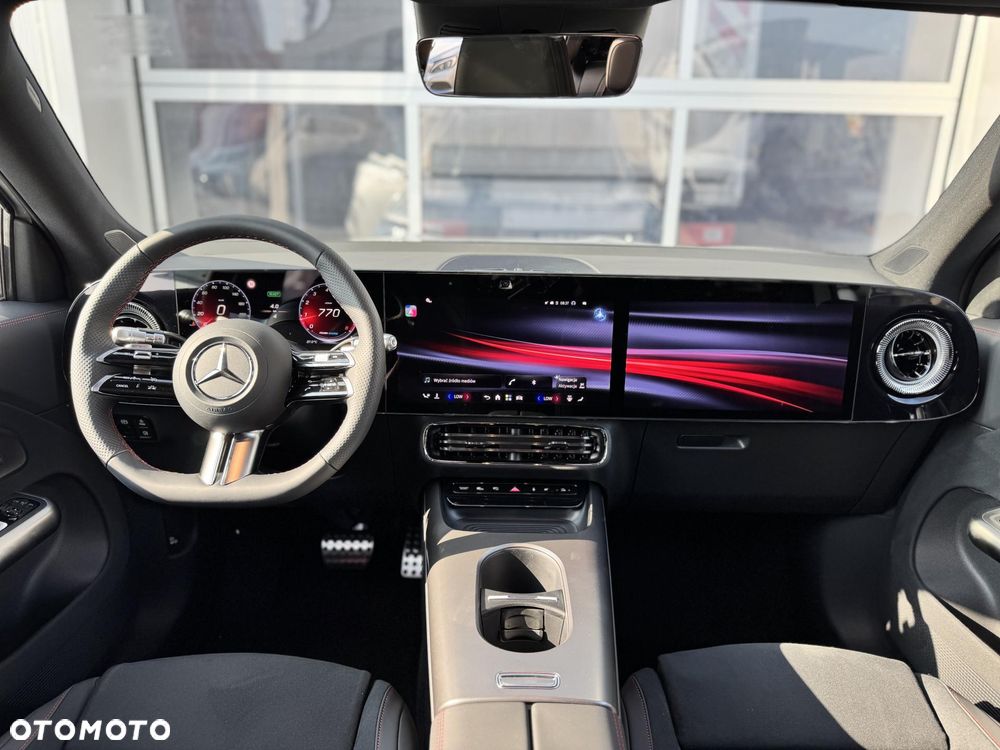 Mercedes-Benz GLB 200 mHEV 4-Matic 8G-eDCT - 15