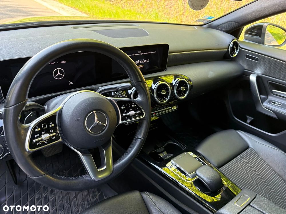 Mercedes-Benz Klasa A 200 Progressive 7G-DCT - 24