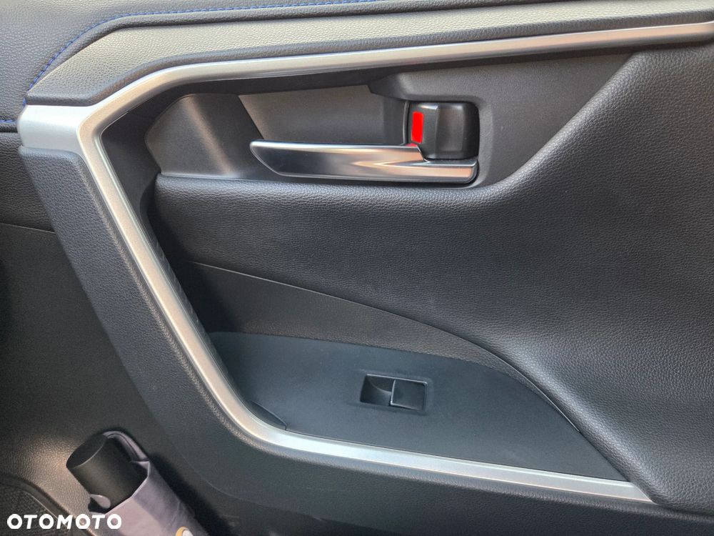 Toyota RAV4 - 12