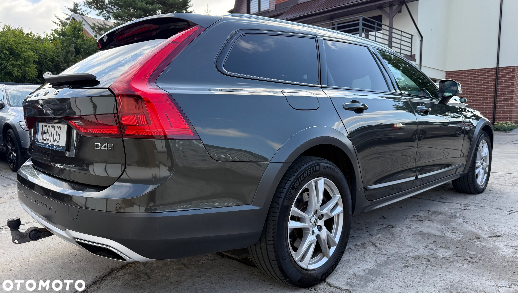 Volvo V90 Cross Country D4 AWD Geartronic Pro - 6