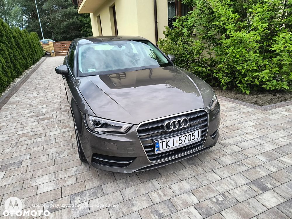 Audi A3 Sportback 1.6 TDI DPF Ambition S tronic - 1