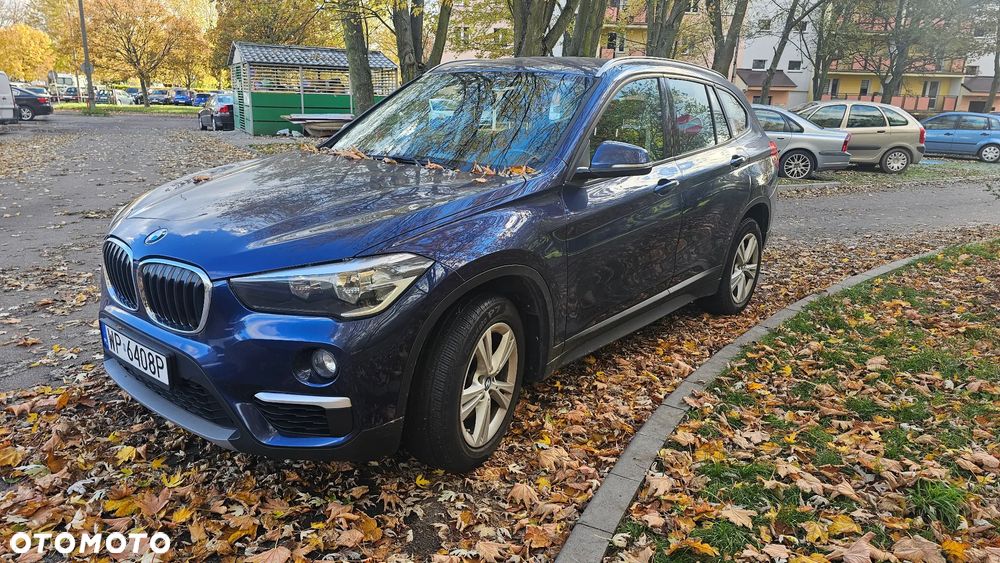 BMW X1 sDrive18d Sport Line - 29