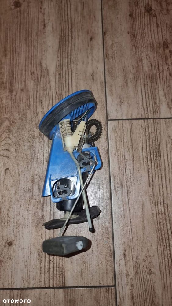 OBUDOWA POMPY PALIWA KOSZ PŁYWAK BMW 8 E31 840 850 EU 11804701 1182289 - 1