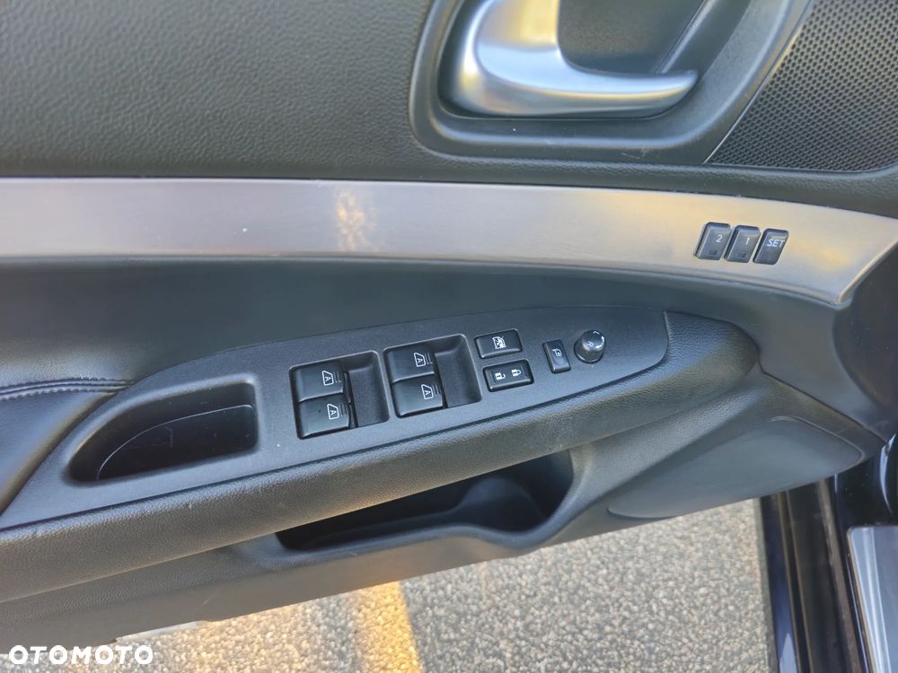 Infiniti G GT Premium AWD - 20