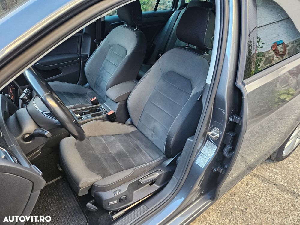 Volkswagen Golf - 9