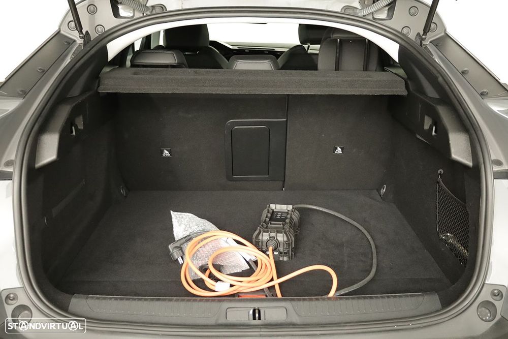Peugeot 408 1.6 Hybrid Allure e-EAT8 - 24